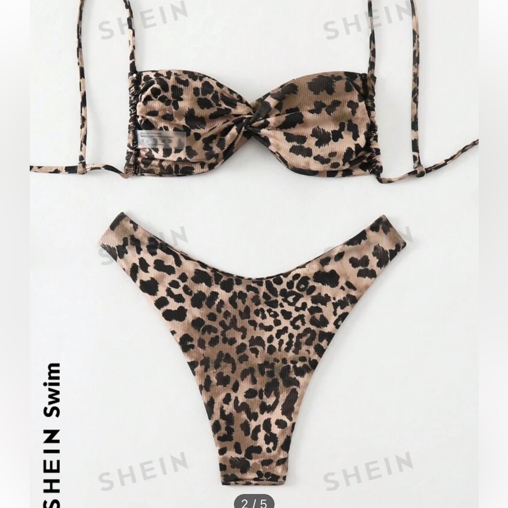 Shein swim. Size small. Never worn